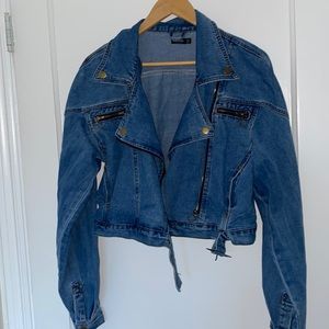 Nasty Gal jean jacket, size 4, relaxed denim material with great details